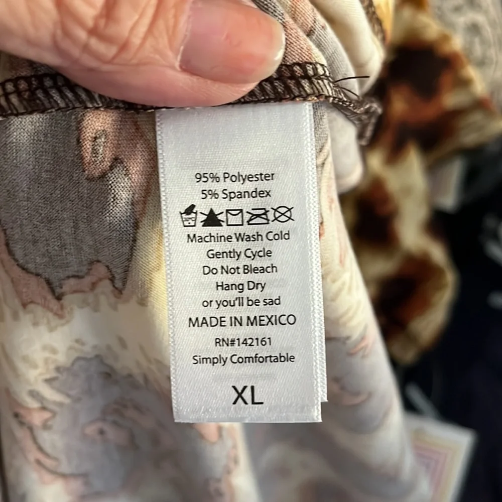 NWT Lularoe Classic T leopard print - Picture 3 of 4